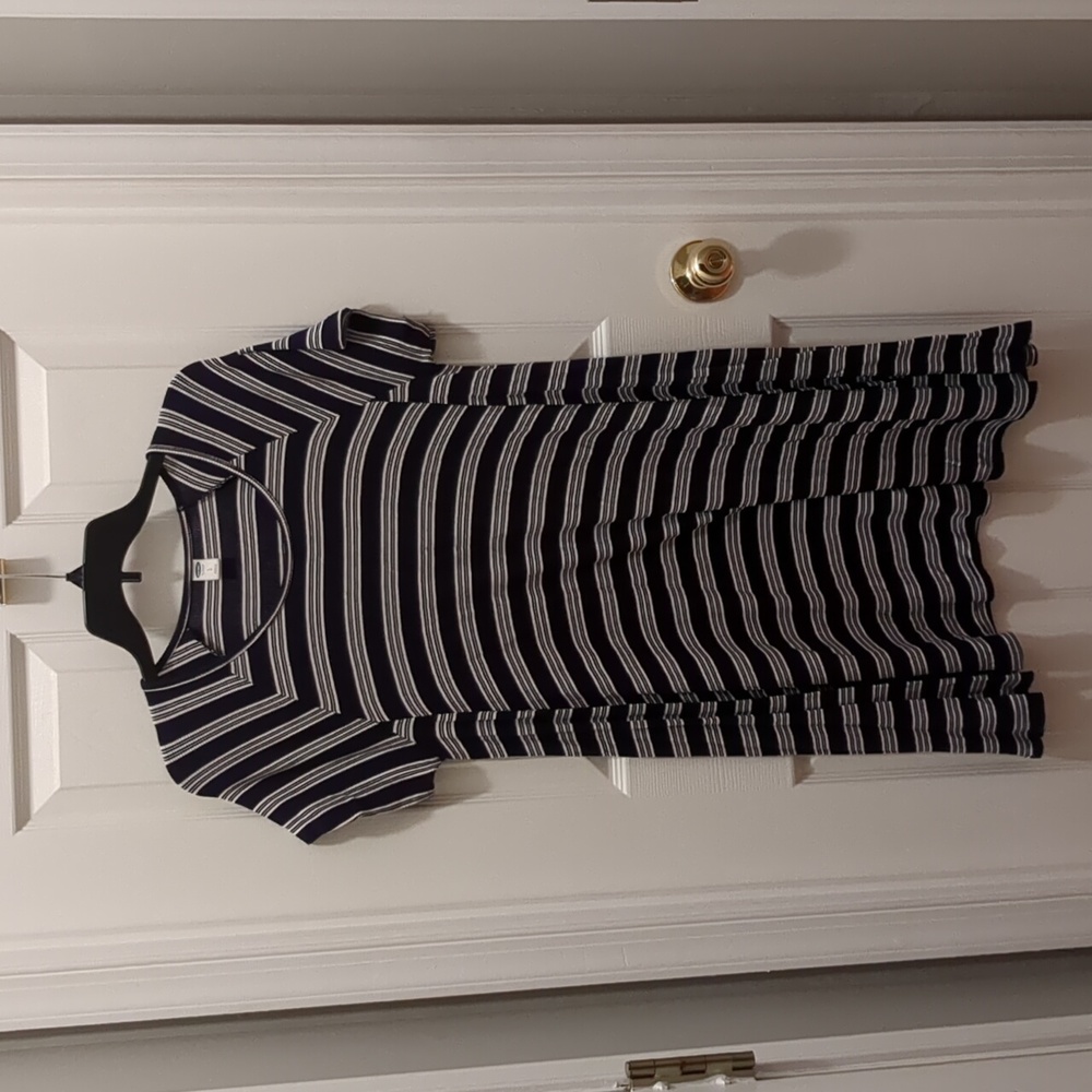 Old Navy Large Blue and White Stripped T-shirt Dress